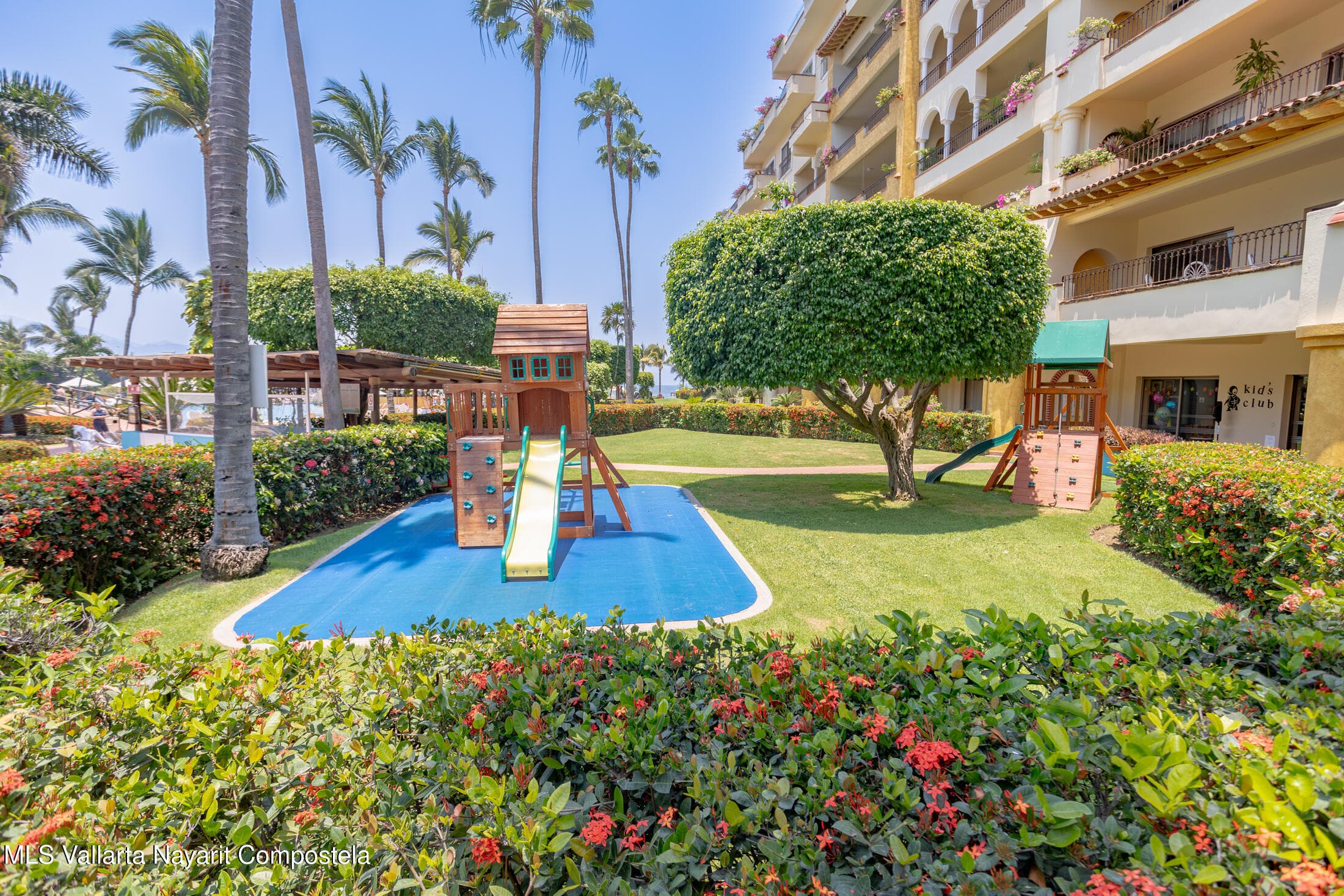 Velas Vallarta 26
