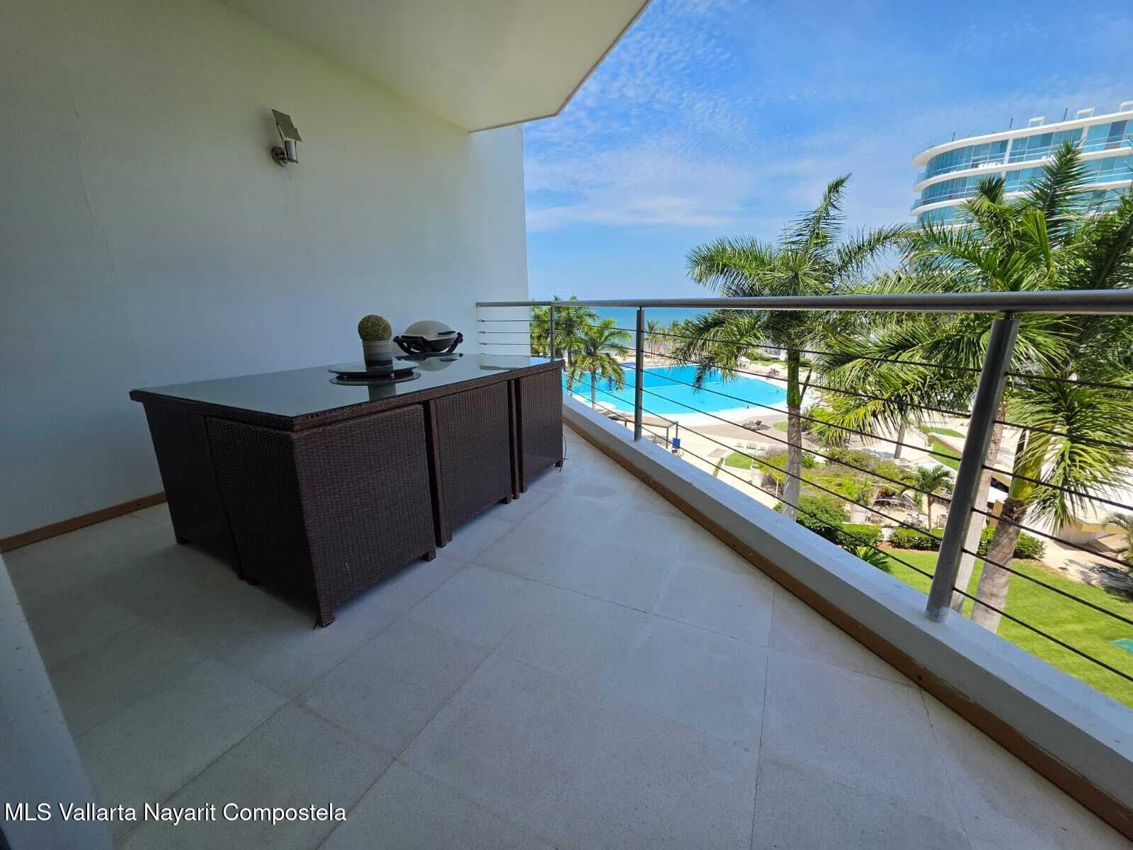 435 Av. Paseo de los Cocoteros 2