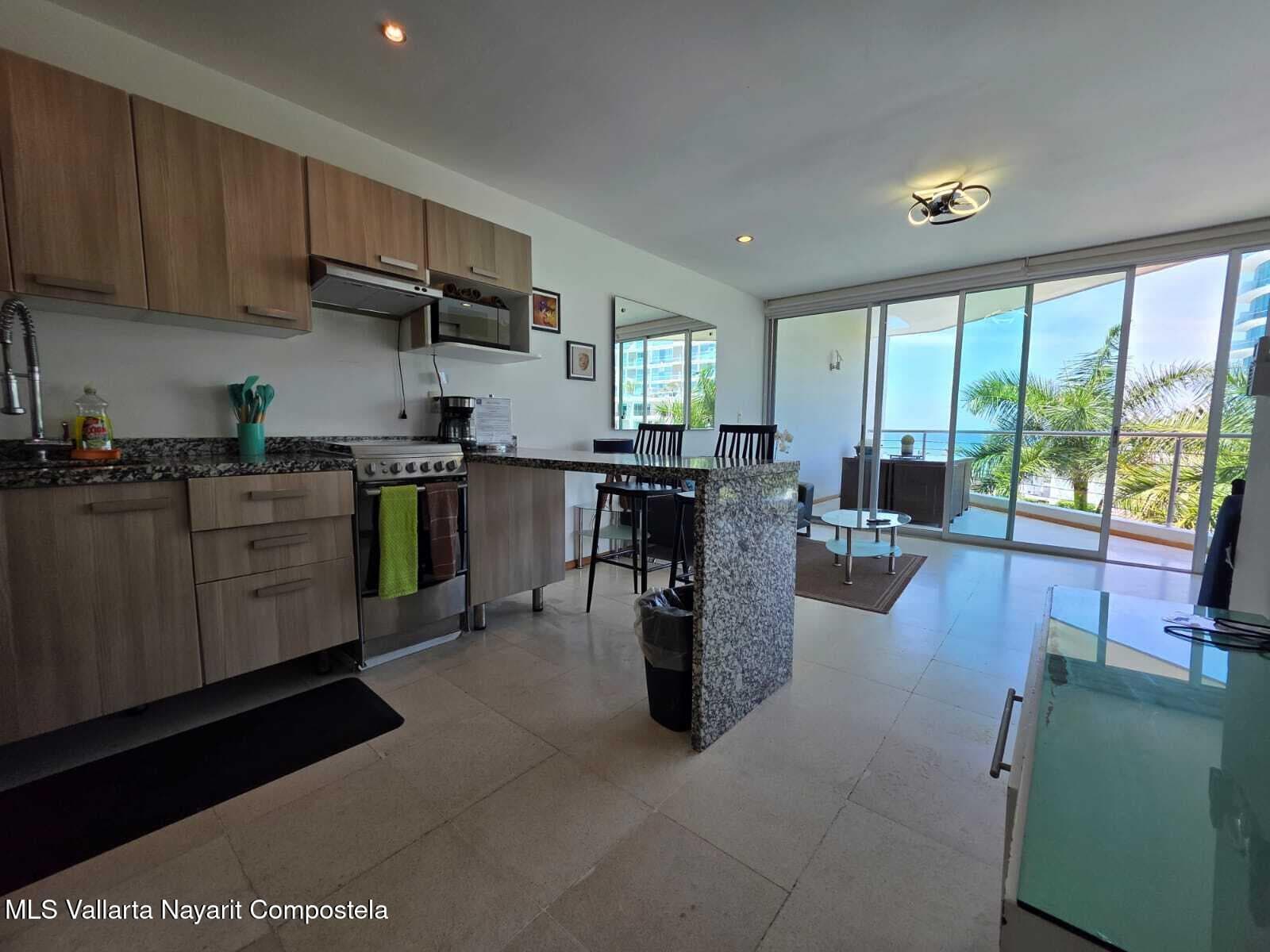 435 Av. Paseo de los Cocoteros 4