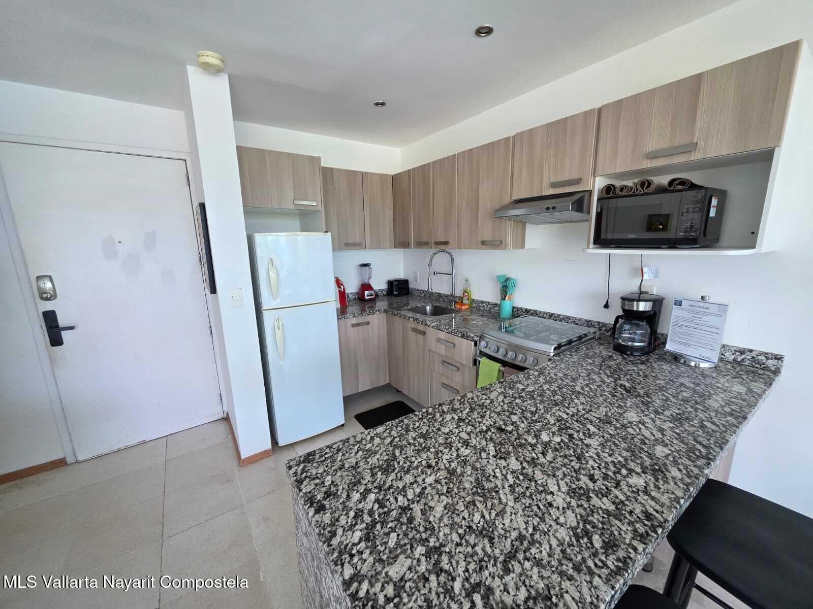 435 Av. Paseo de los Cocoteros 9