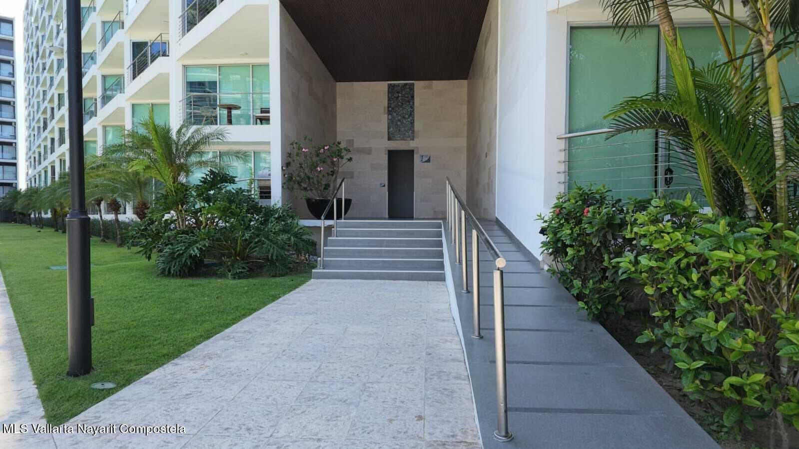 435 Av. Paseo de los Cocoteros 16