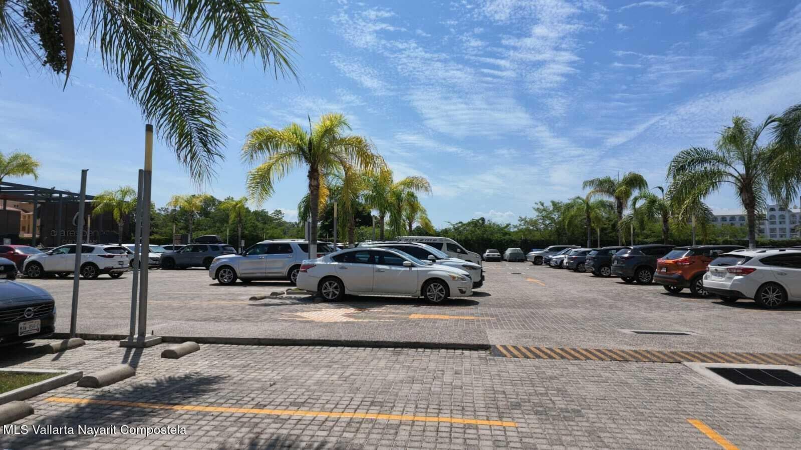 435 Av. Paseo de los Cocoteros 24