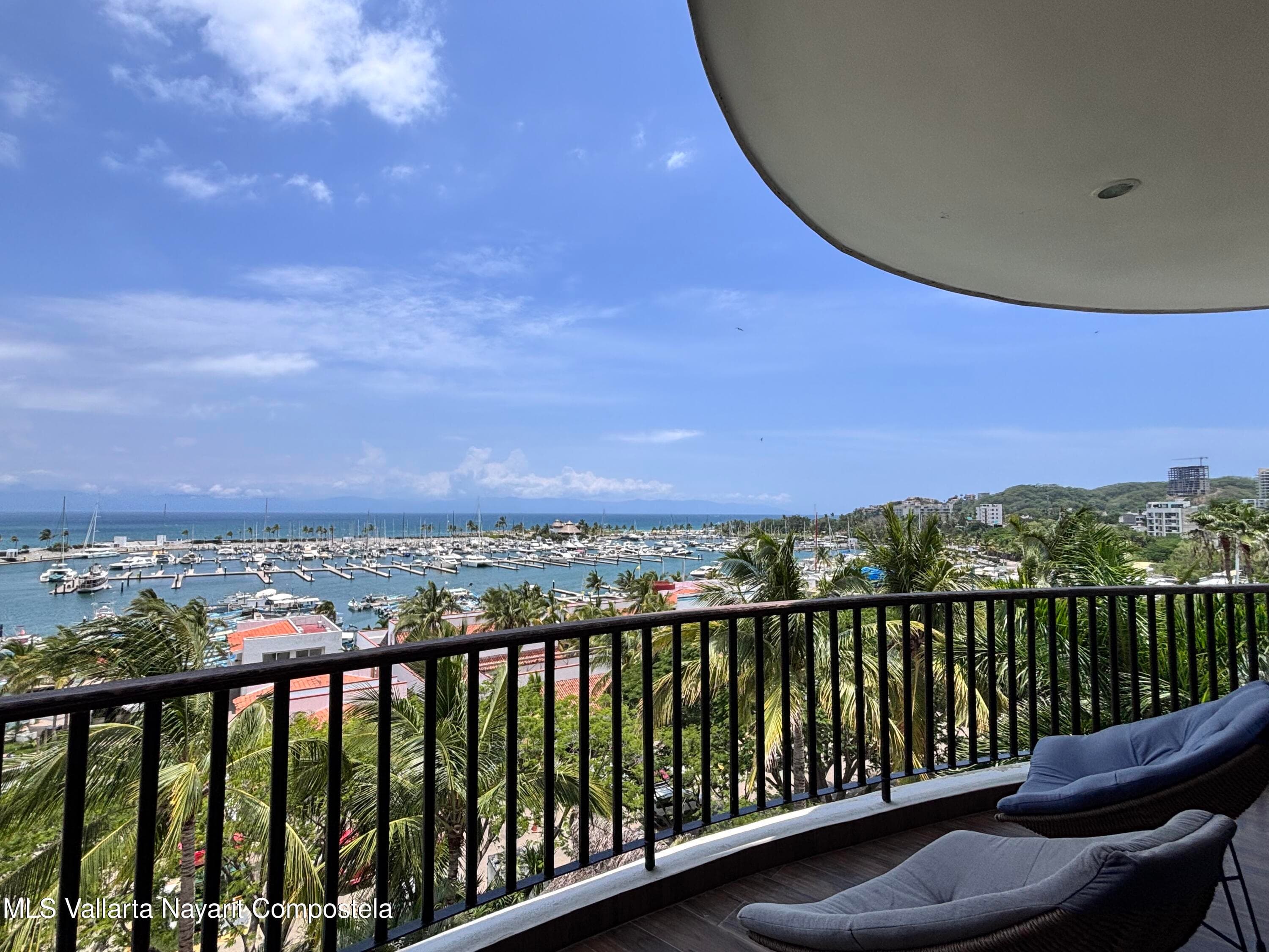 Canuva Lux 9