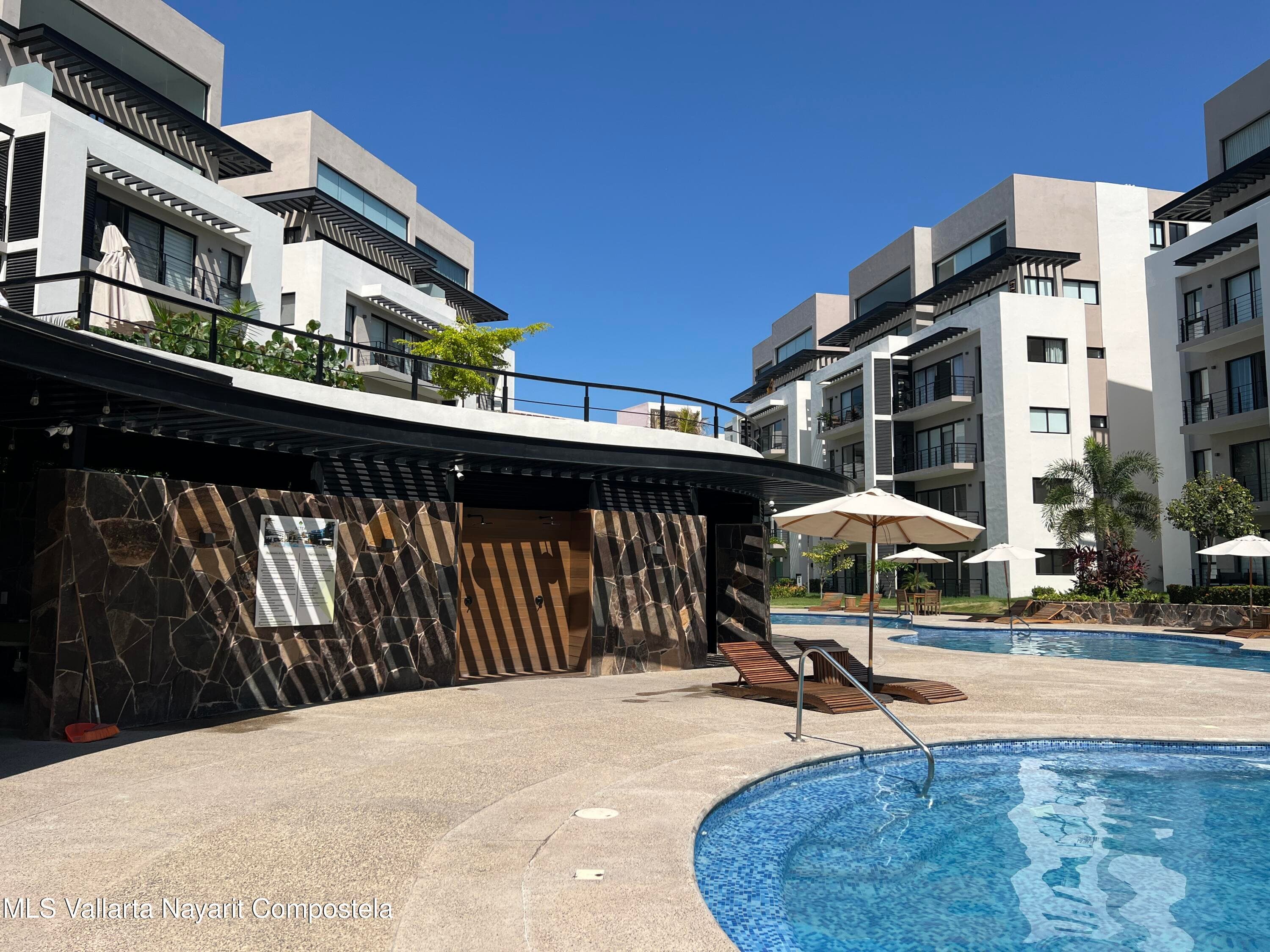 1200 Avenida Mexico 6