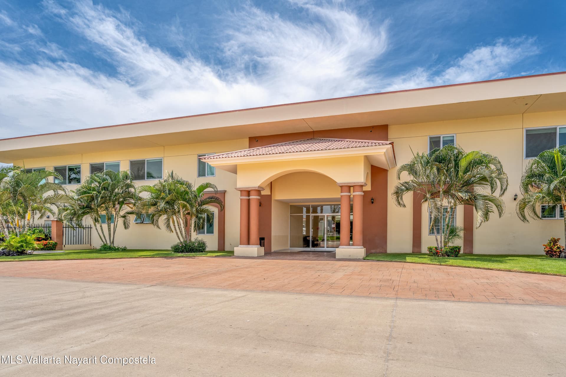 Los Tigres 18