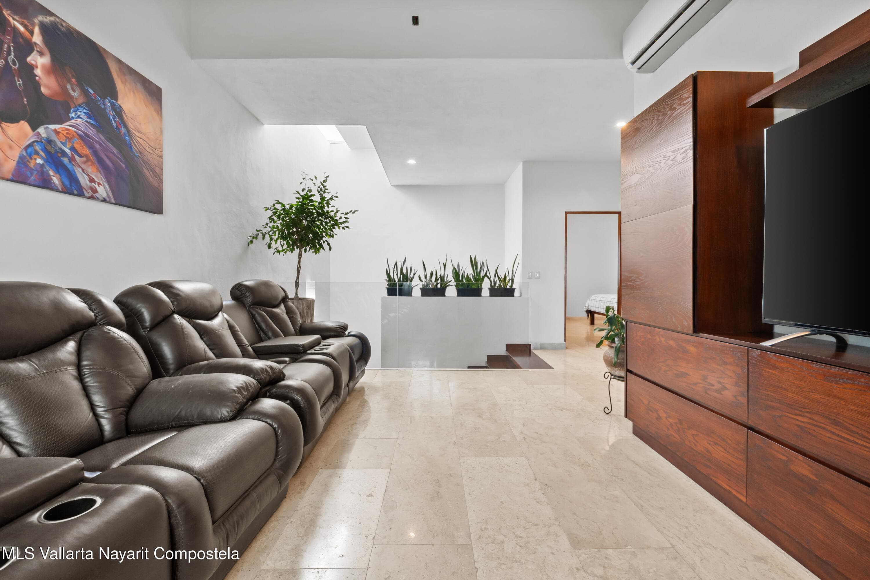 18 Av. Palma Real 22
