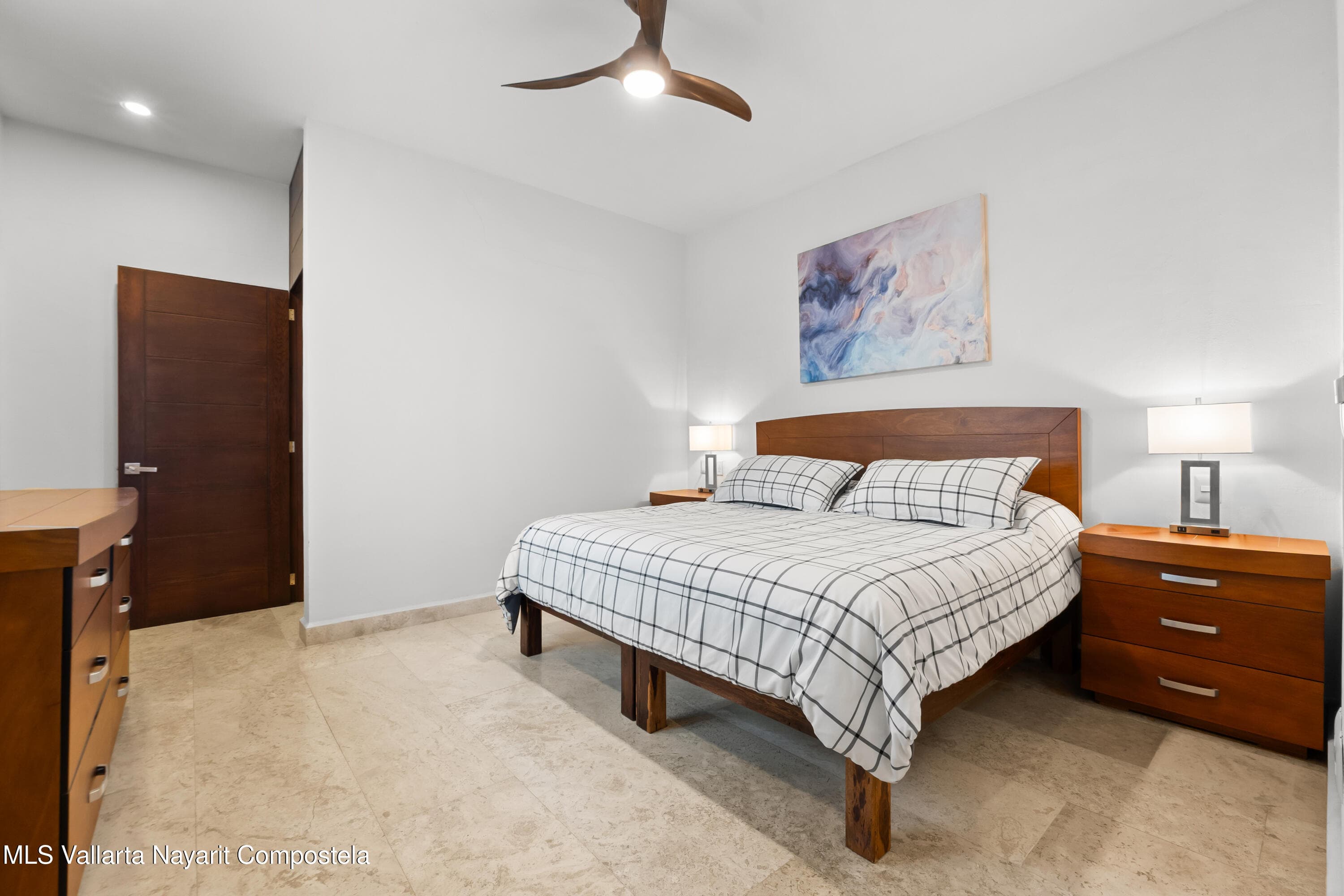 18 Av. Palma Real 26