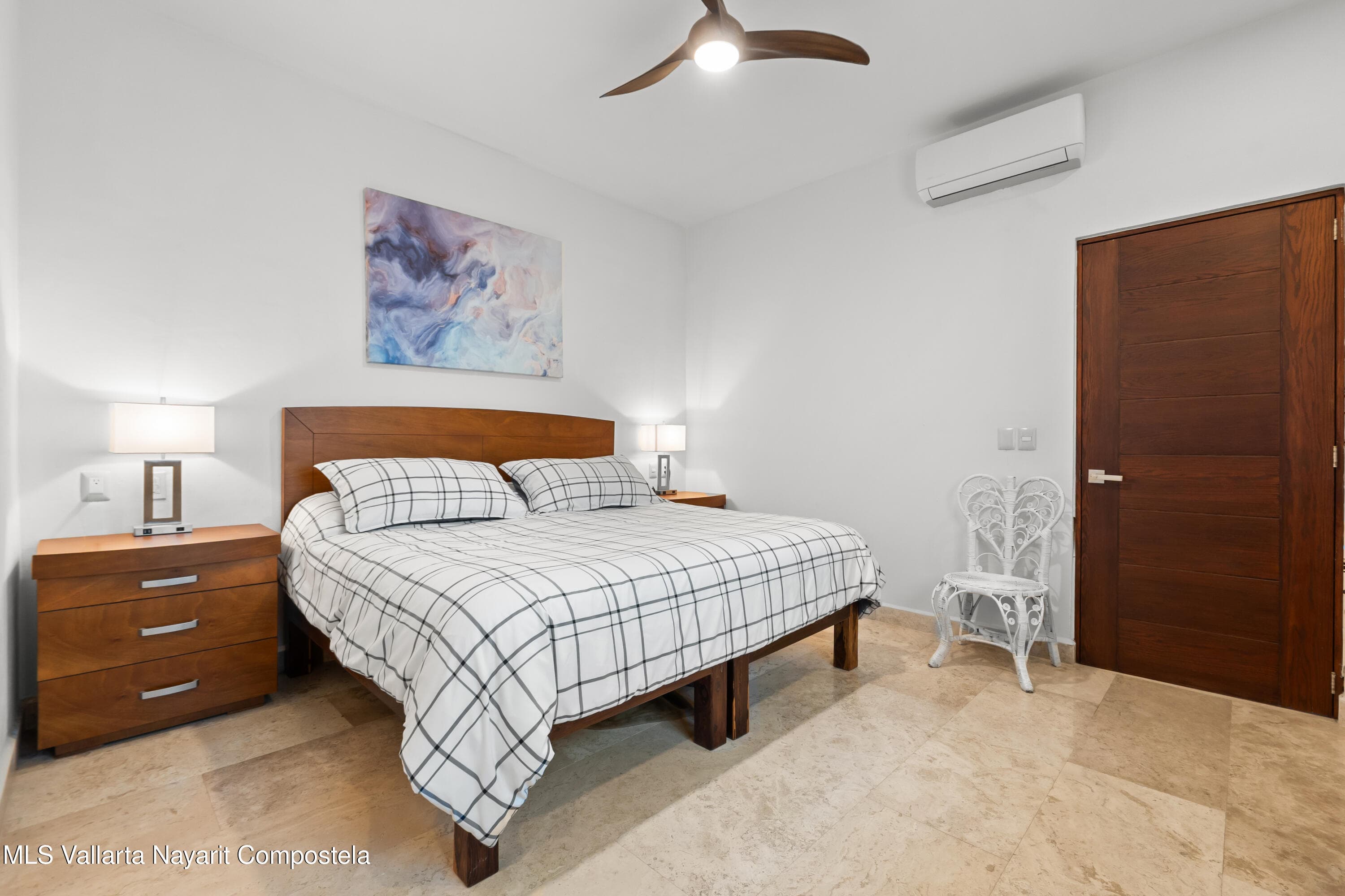 18 Av. Palma Real 27