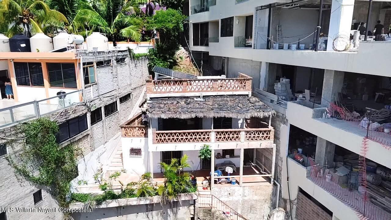61 Revolucion Avenida
