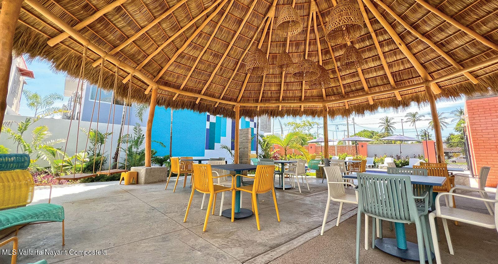 253 Av. Las Palmas 10