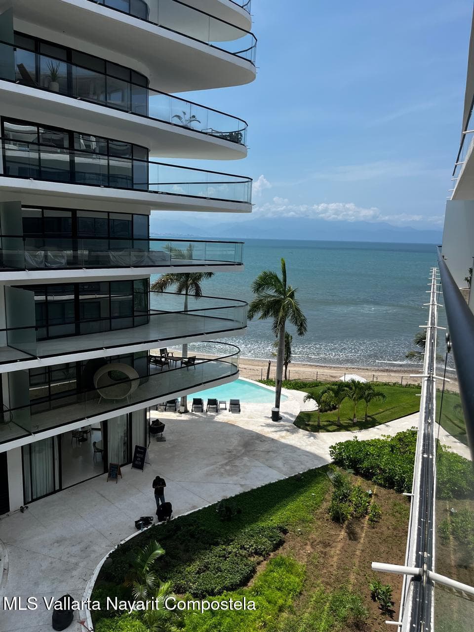 5 El Tizate Avenue 12