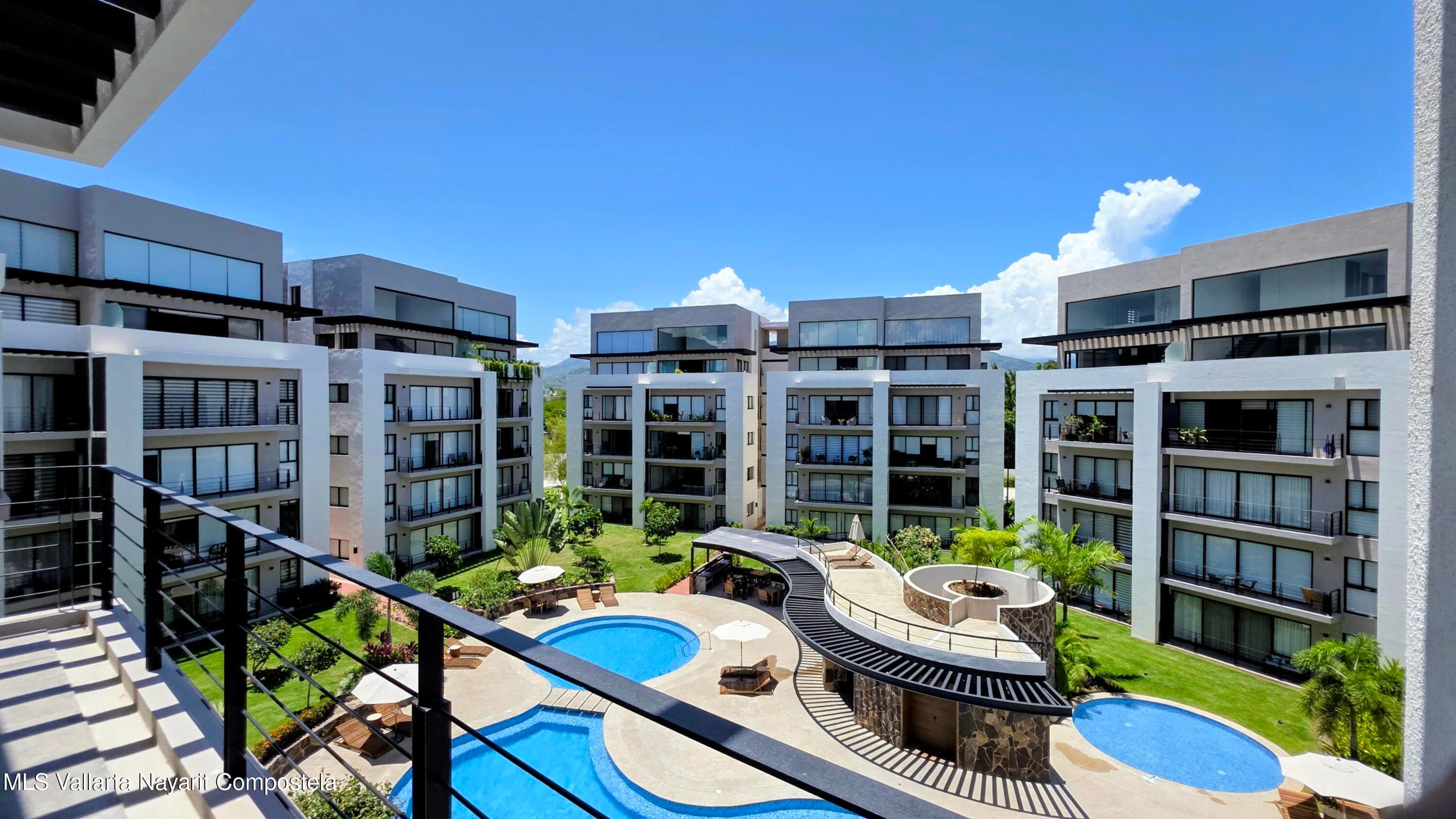 1200 Avenida Mexico