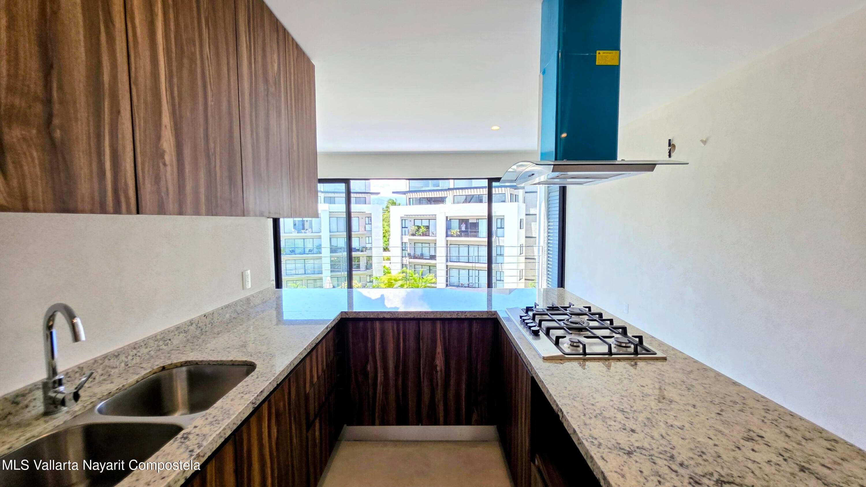 1200 Avenida Mexico 3