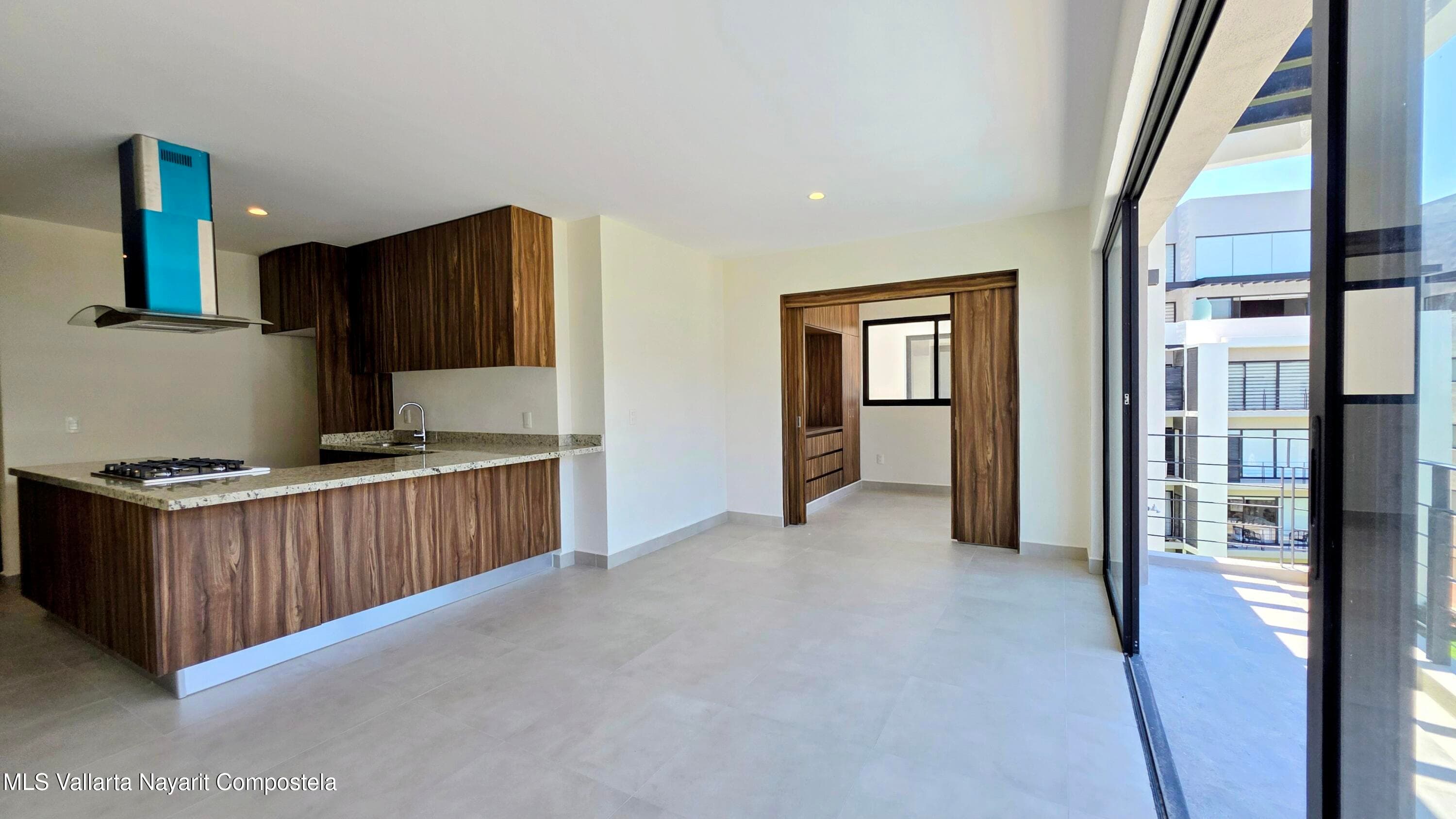 1200 Avenida Mexico 4