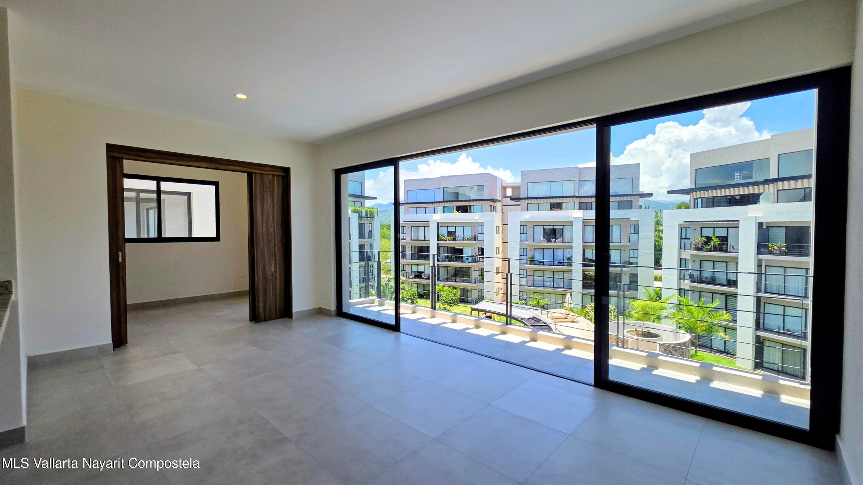 1200 Avenida Mexico 5