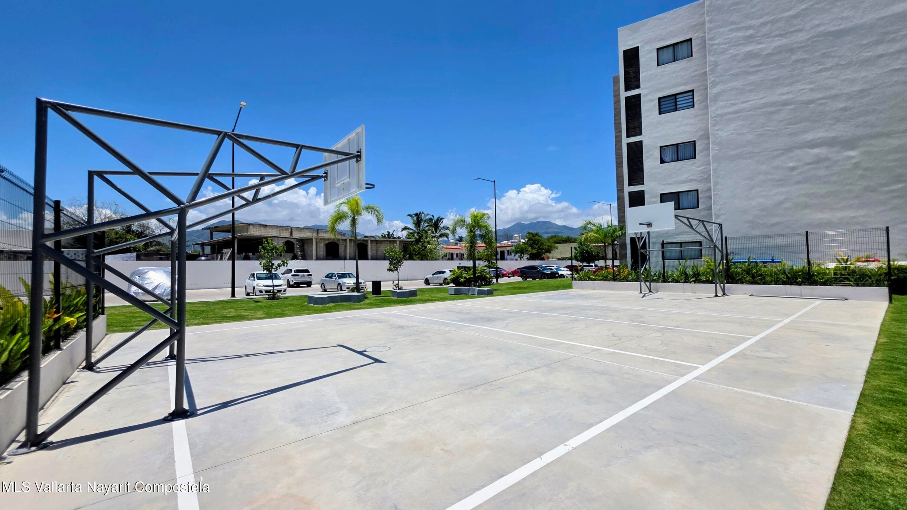 1200 Avenida Mexico 15