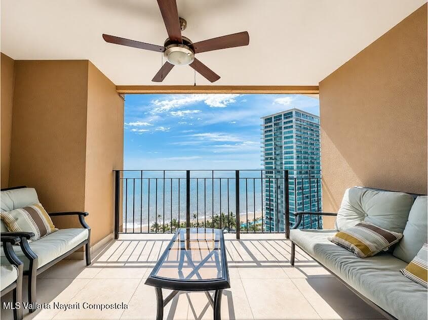 Grand Venetian 3