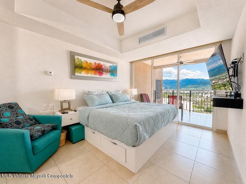 Grand Venetian 6