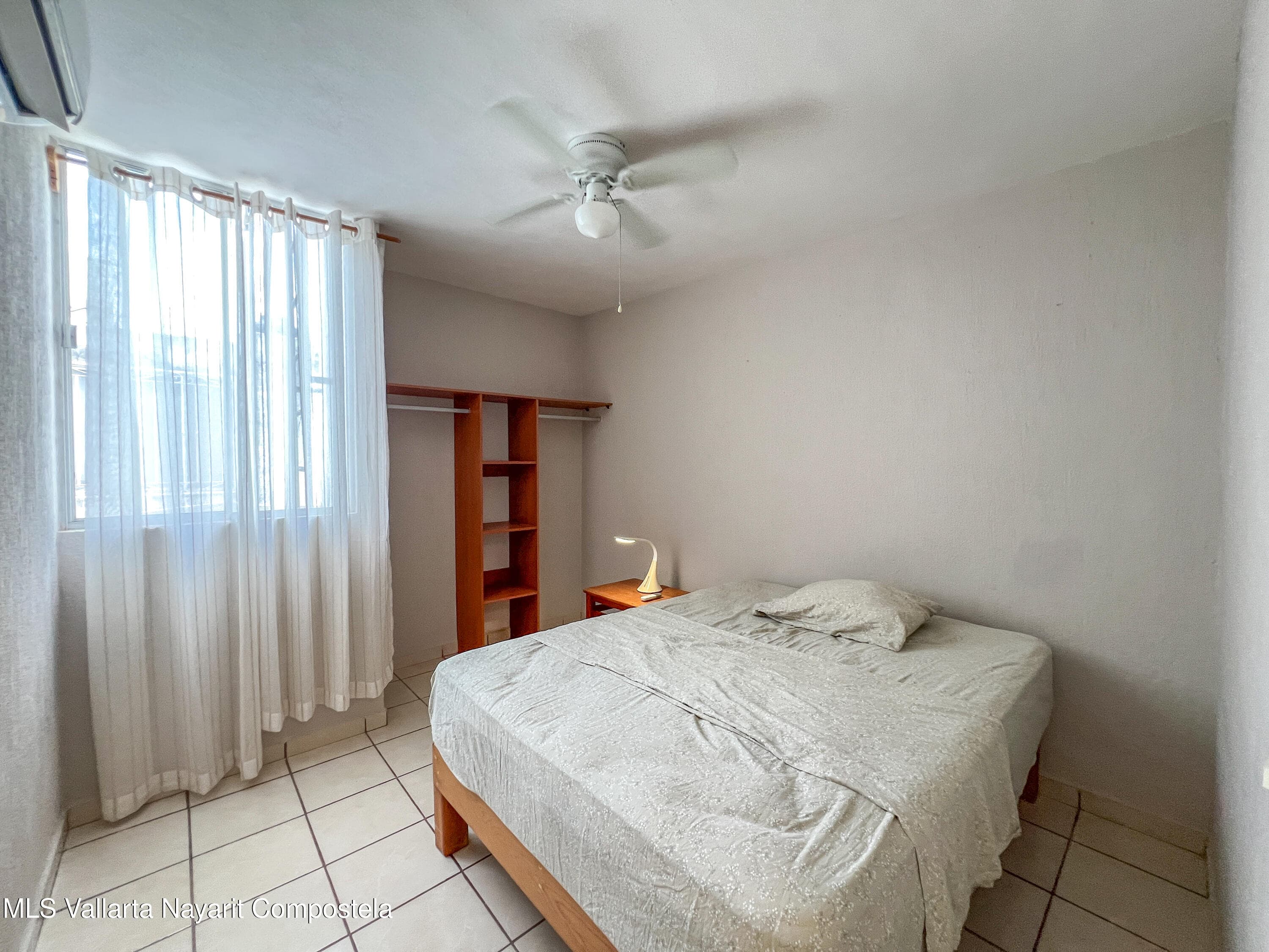 251 Laurel 12