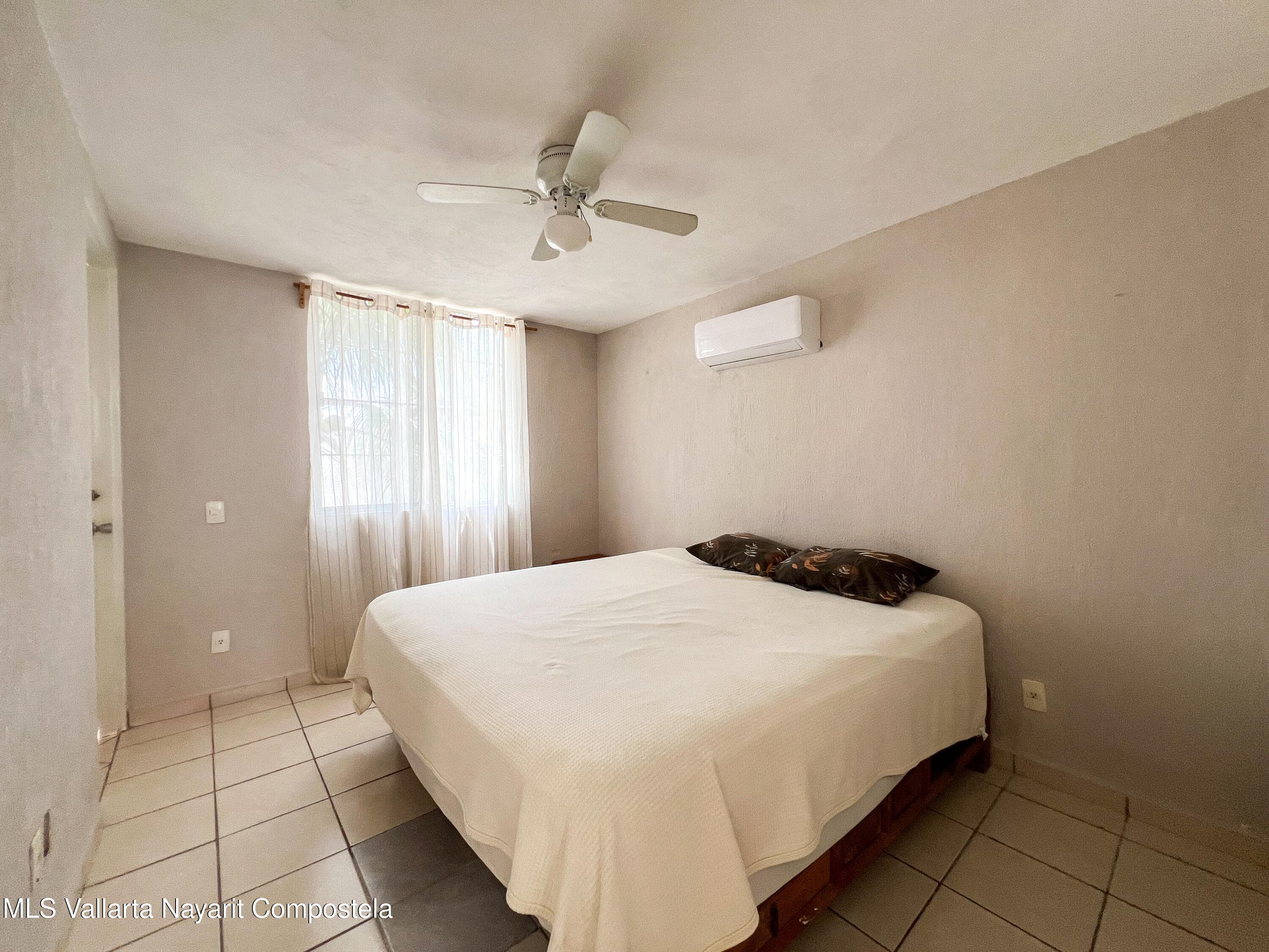251 Laurel 8