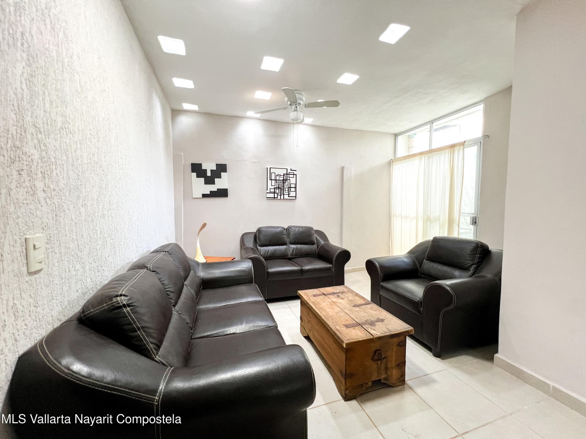 251 Laurel 3