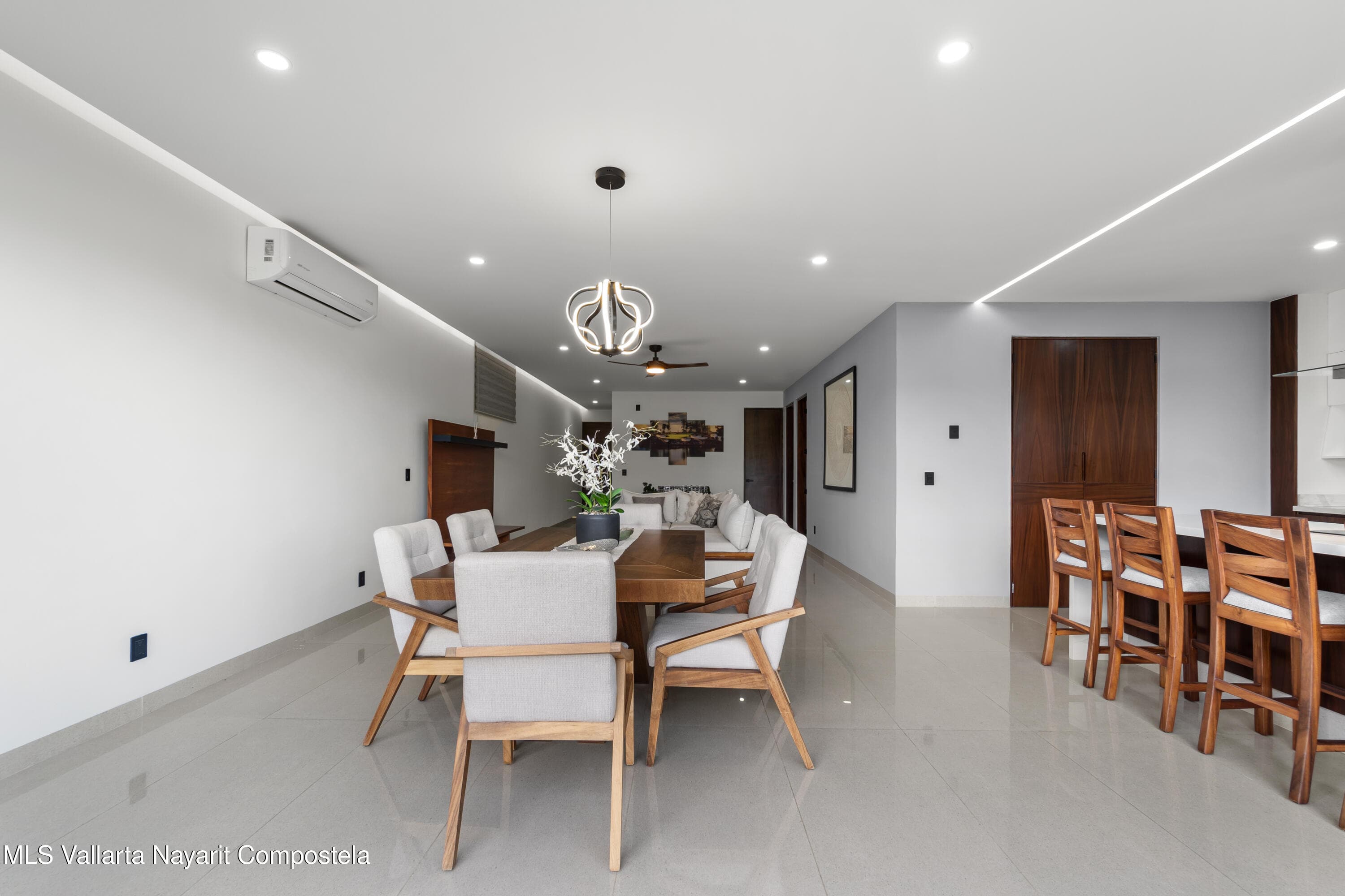 NA CONDOMINIO RESIDENCIAL FLAMING 9