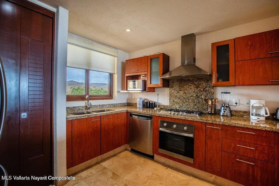 Punta Esmeralda 8