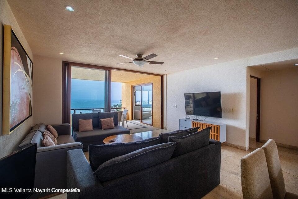 Punta Esmeralda 14