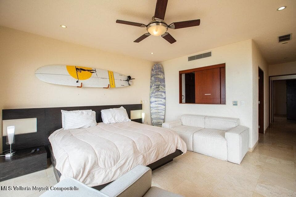 Punta Esmeralda 18