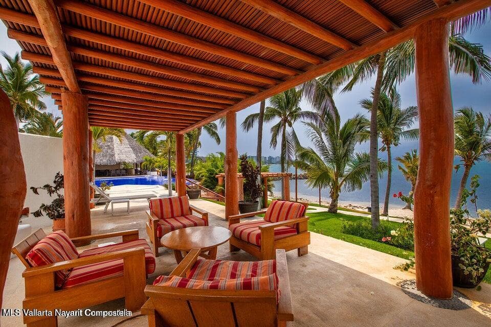 Punta Esmeralda 3