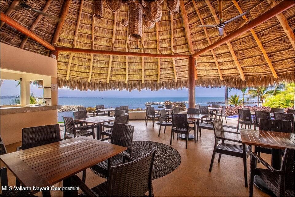 Punta Esmeralda 36