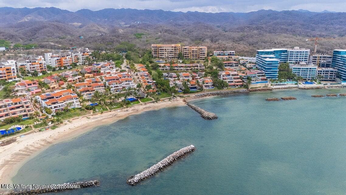 Punta Esmeralda 4