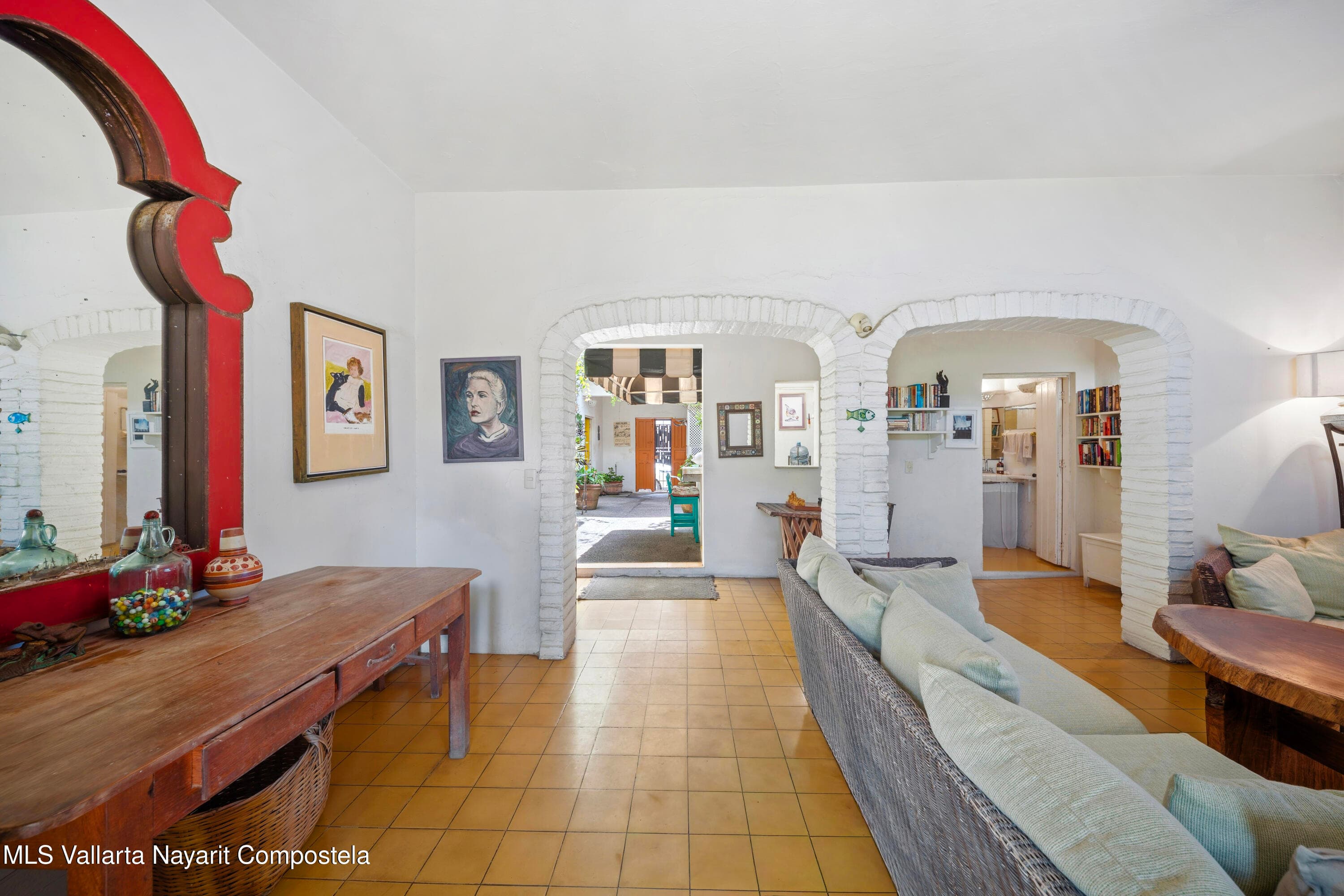 182-186 Calle Amapas 4