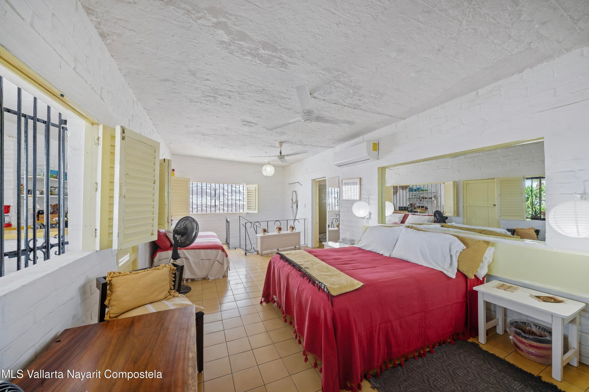 182-186 Calle Amapas 5