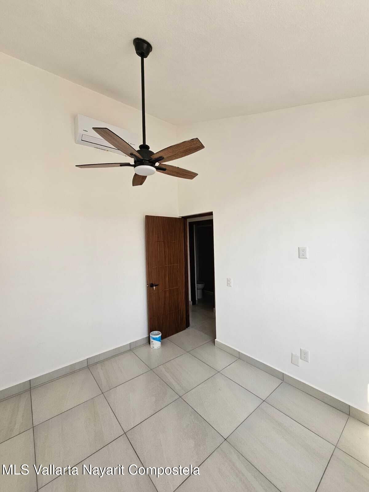 104 Calle Maple 8
