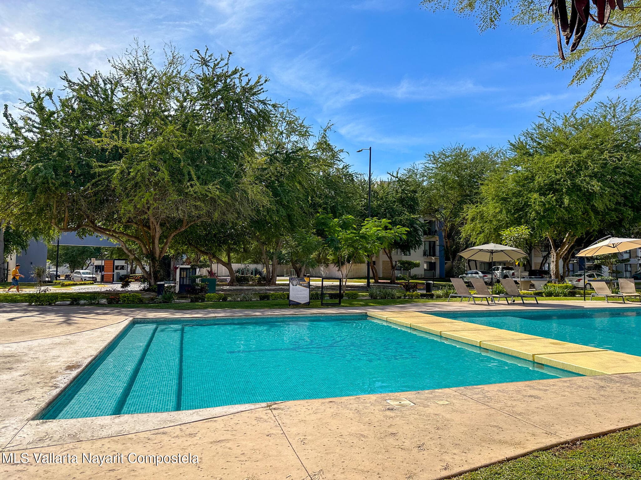 313 Paseo Foresta 34