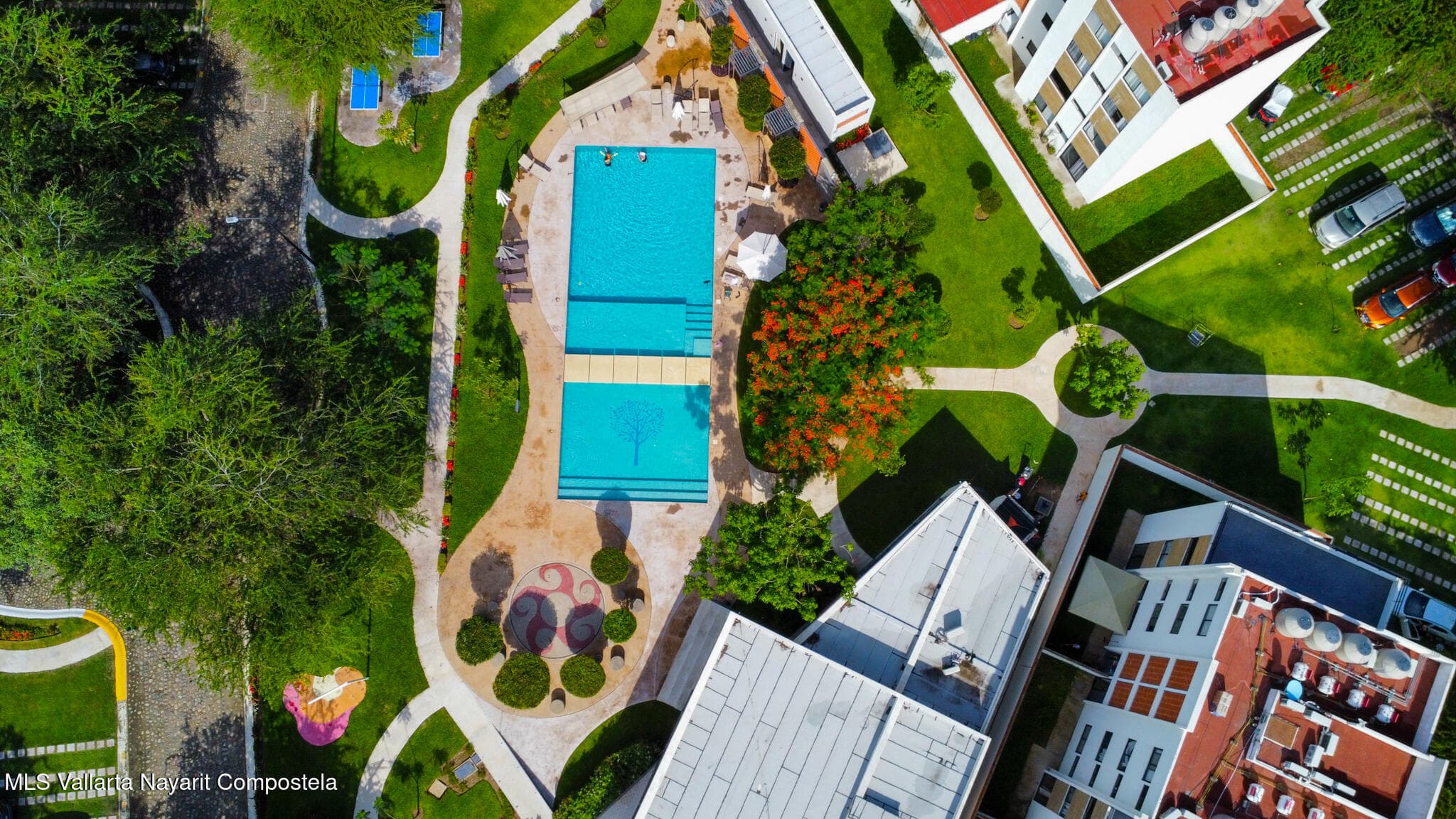 313 Paseo Foresta 40