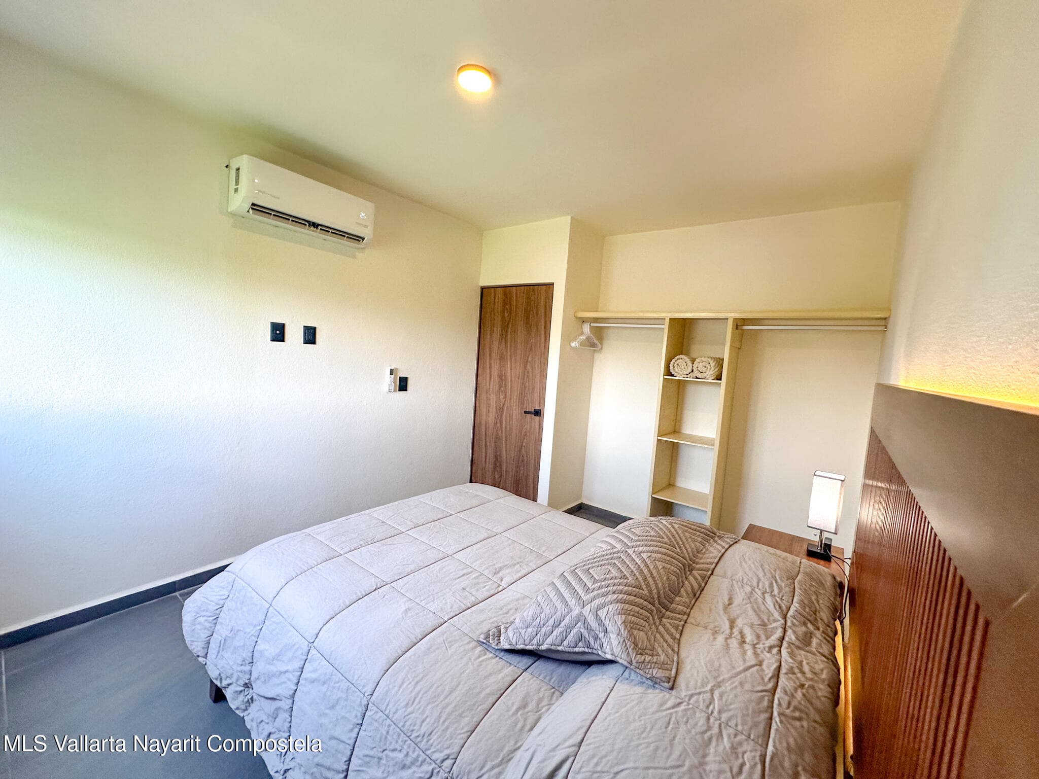 313 Paseo Foresta 13