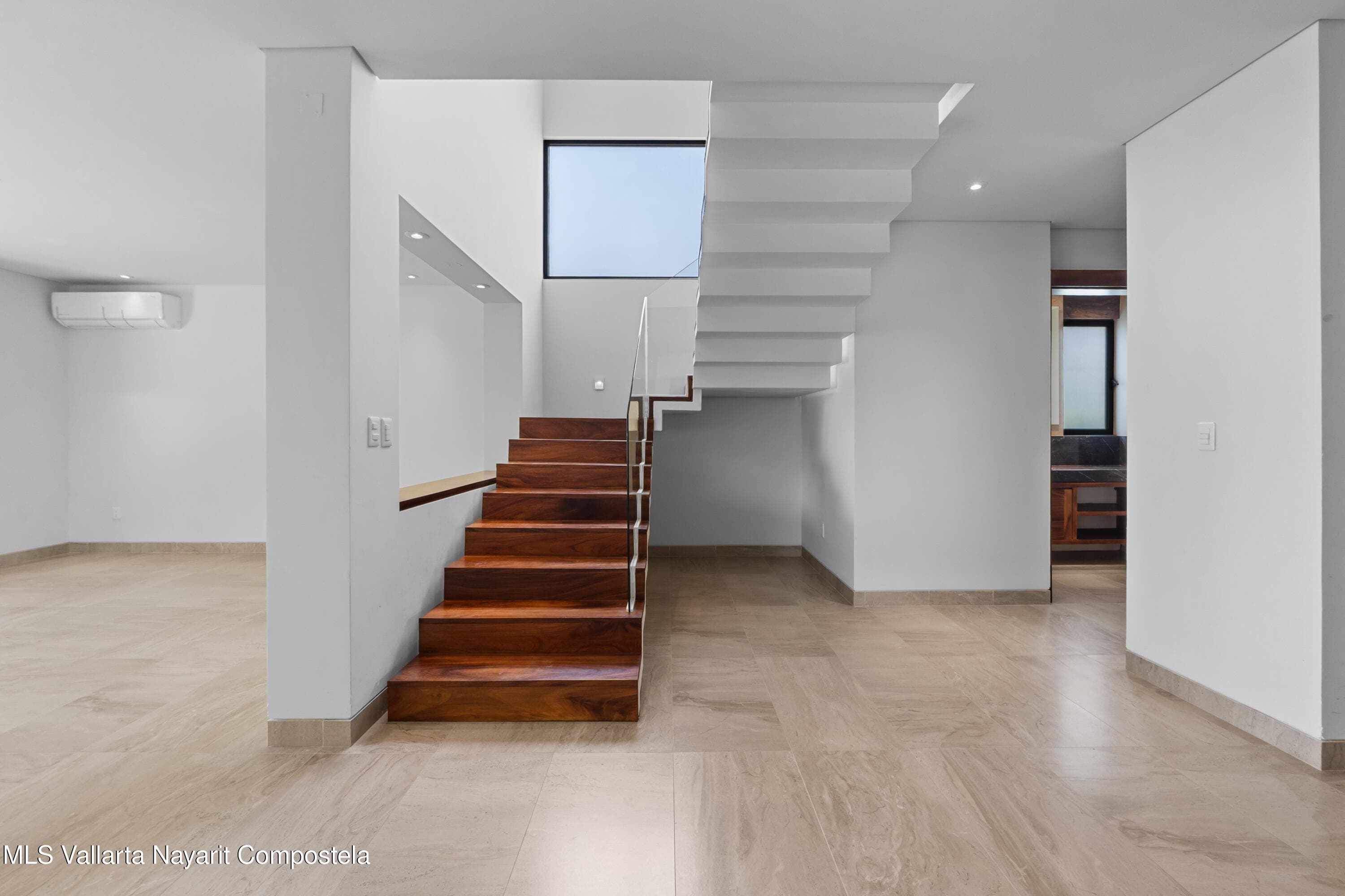 153 AV. MEXICO 22