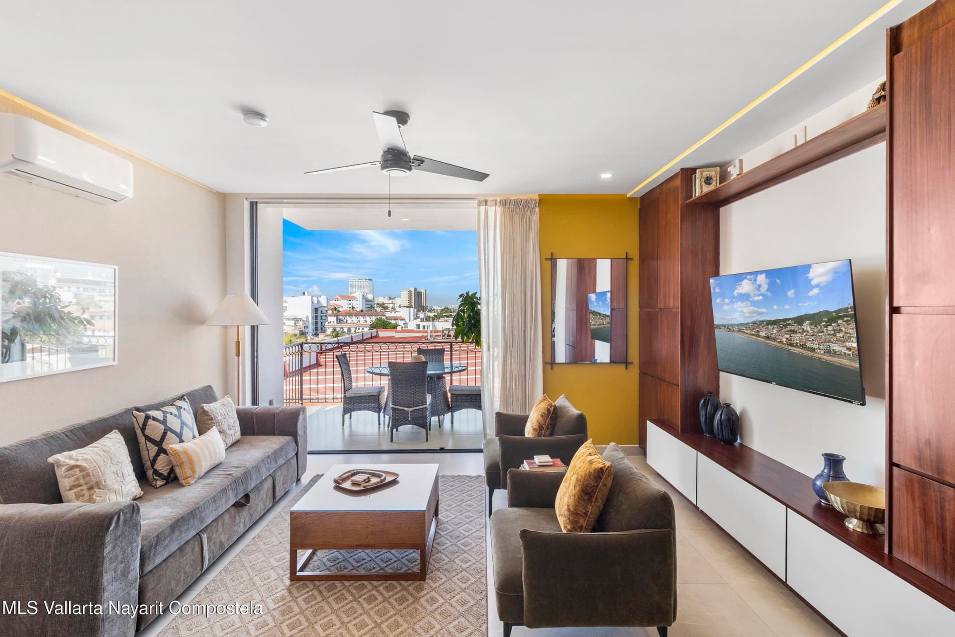 Condo in Centro North