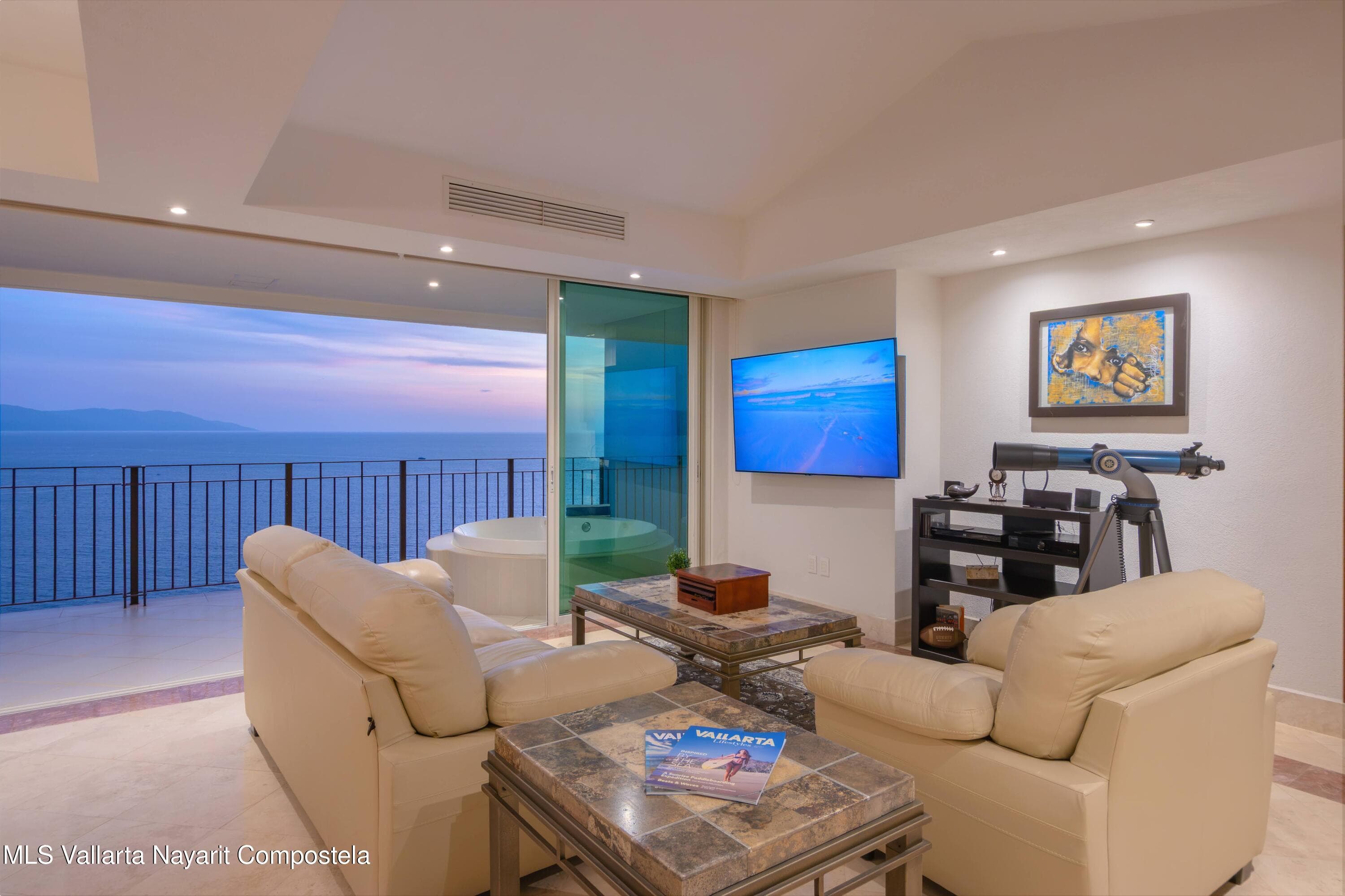 Grand Venetian 29