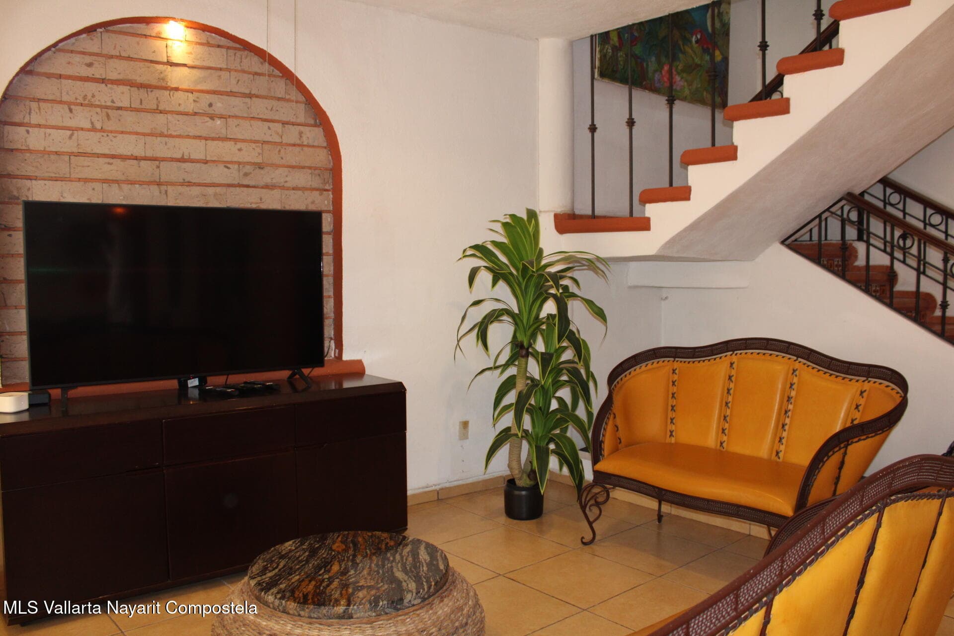 132 Paseo Pierre Faure 9