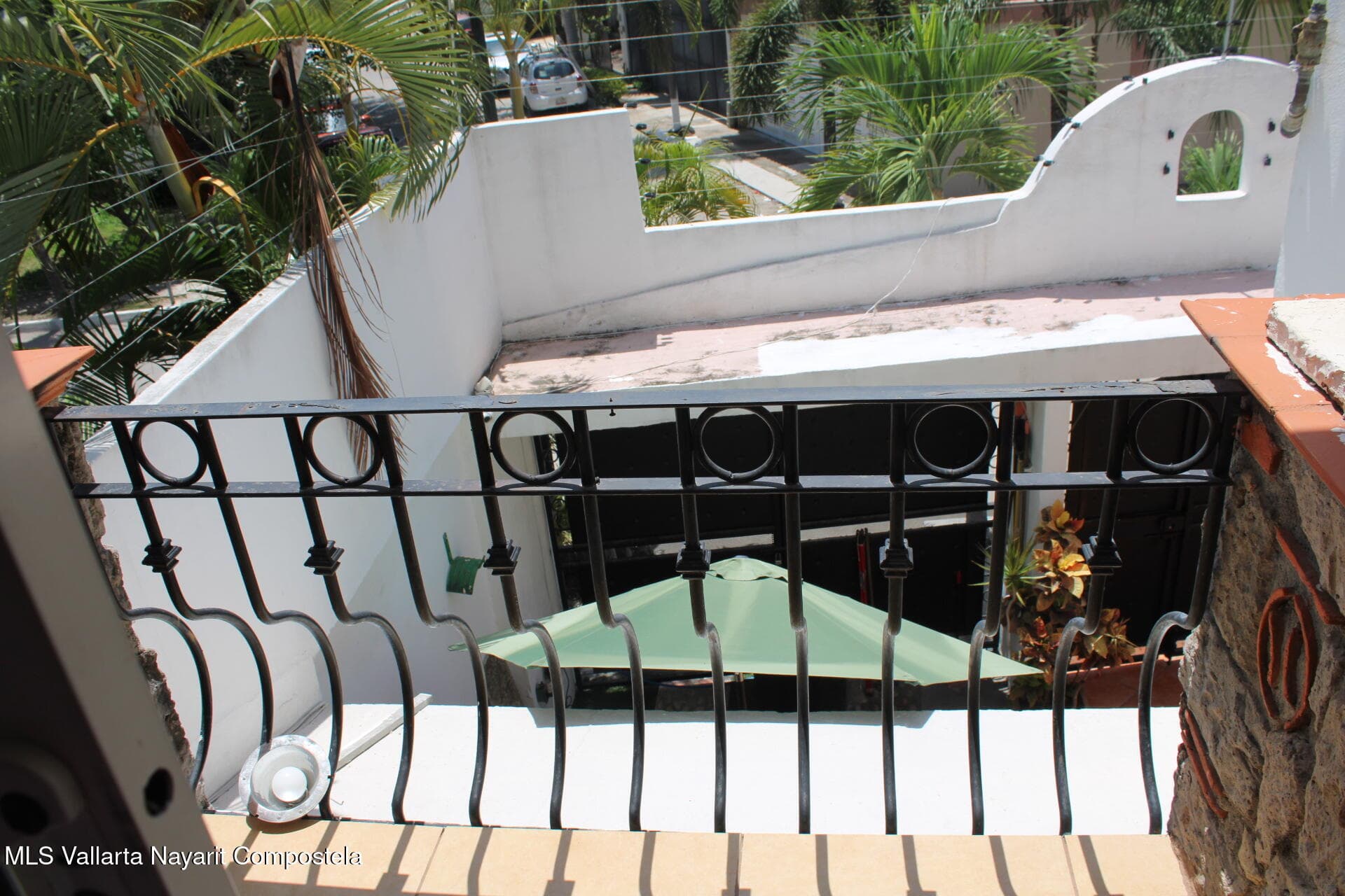 132 Paseo Pierre Faure 32