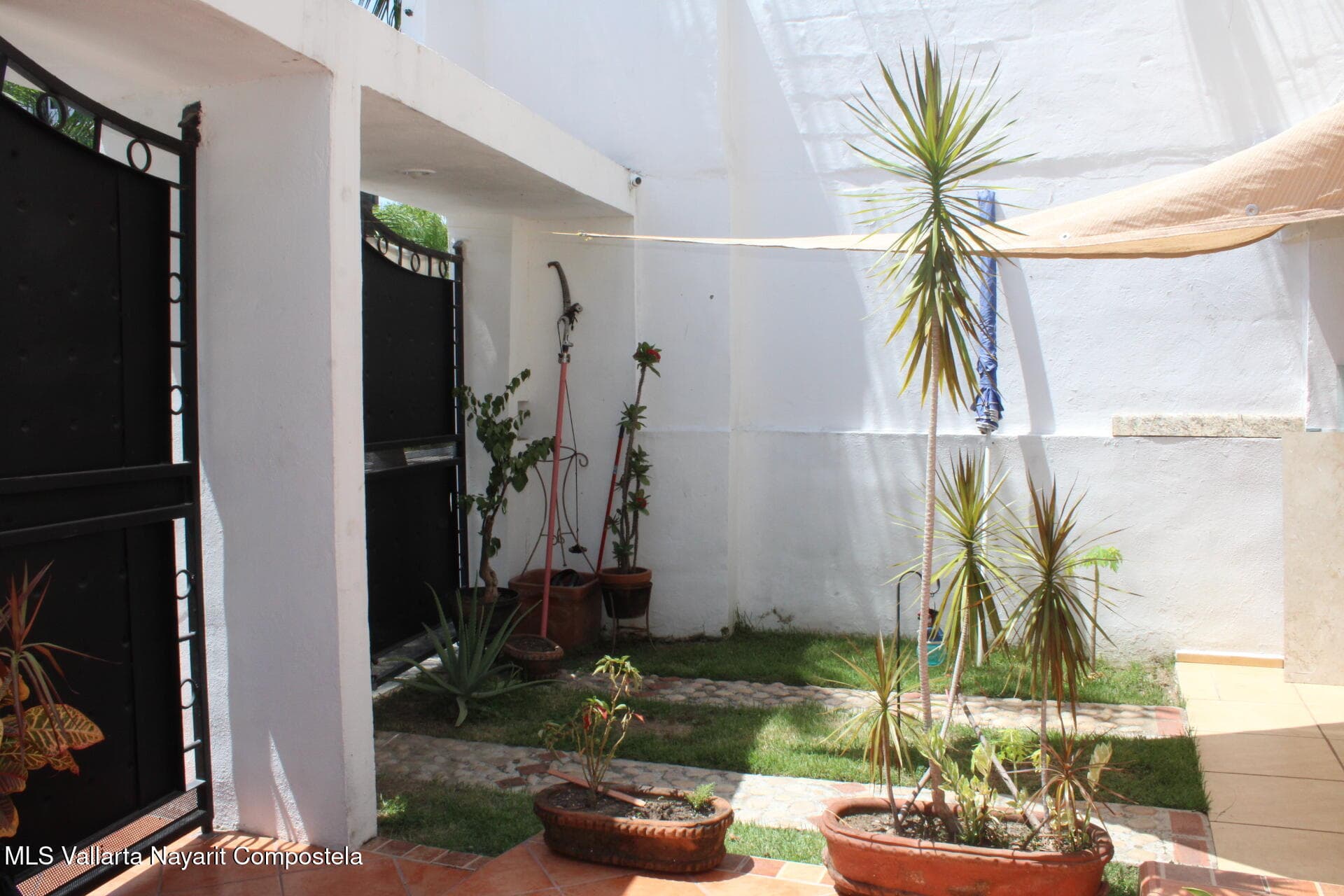 132 Paseo Pierre Faure 5