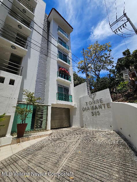 585 Belice Torre Diamante 5 Prol Calle 23