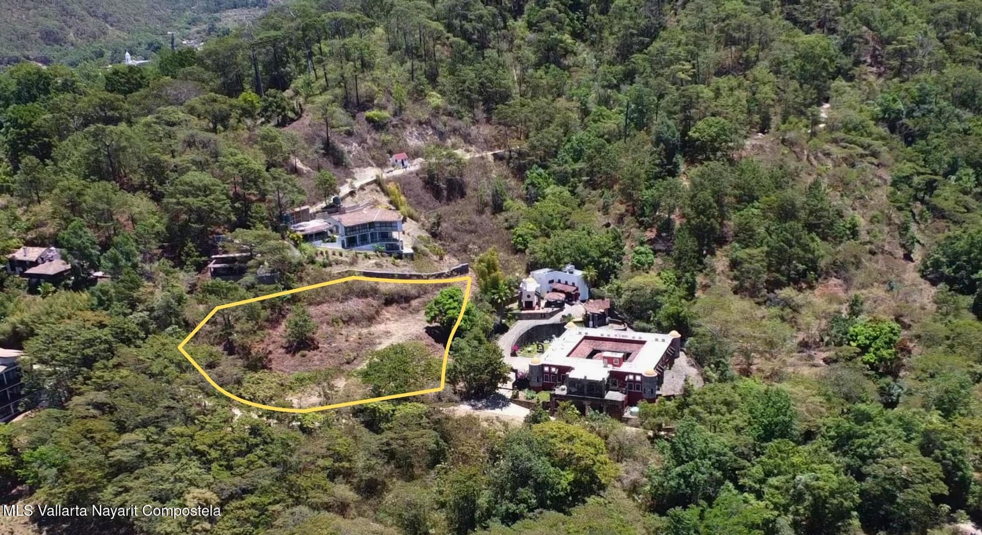 3 Sendero Nogalito 10