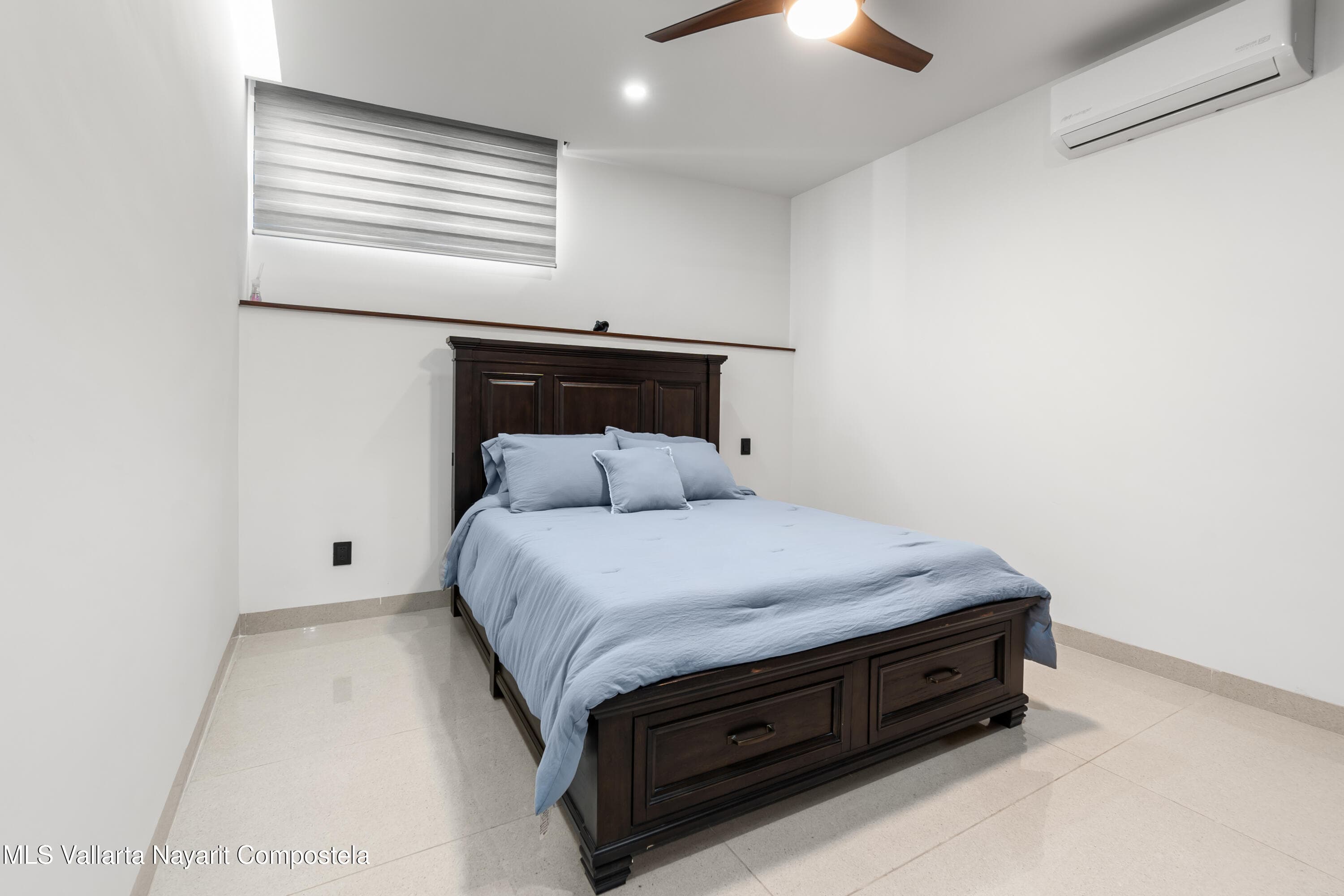 NA CONDOMINIO RESIDENCIAL FLAMING 7