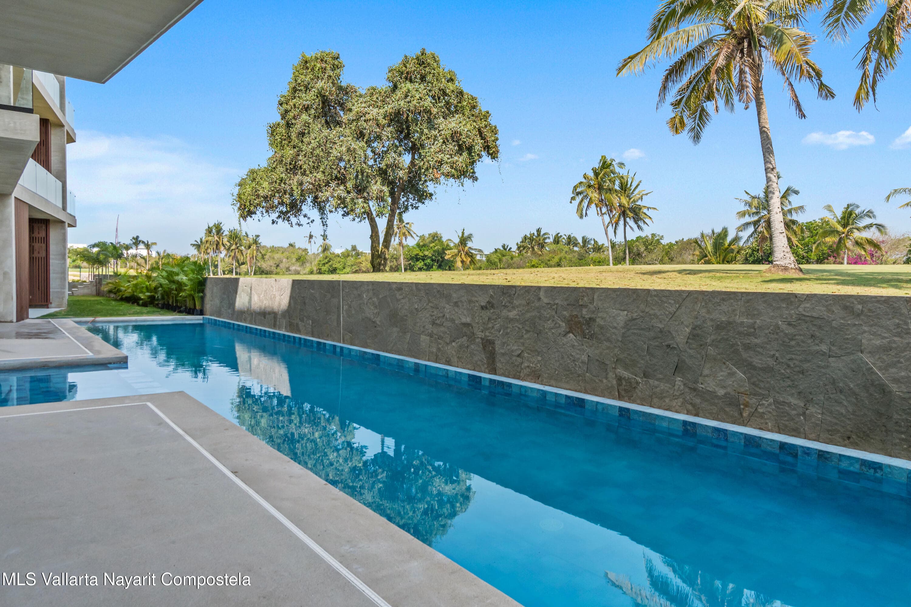 NA CONDOMINIO RESIDENCIAL FLAMING 28