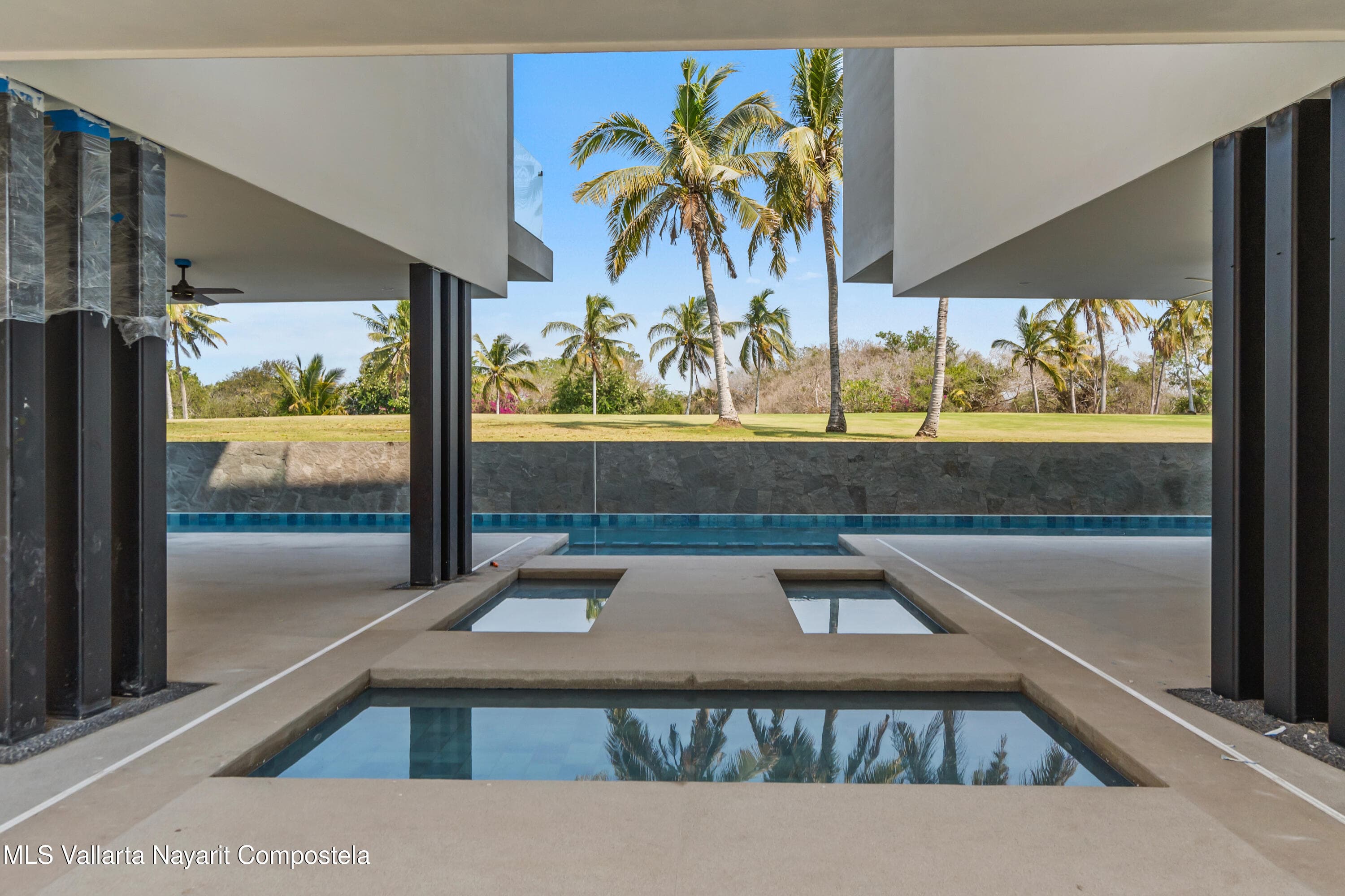 NA CONDOMINIO RESIDENCIAL FLAMING 29