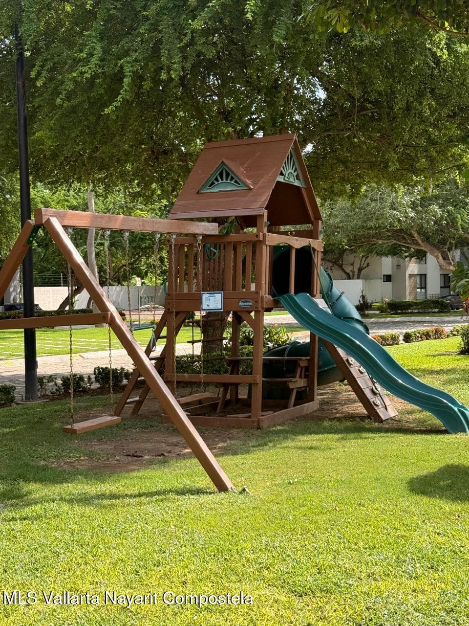 201 Paseo Foresta TORRE A 19